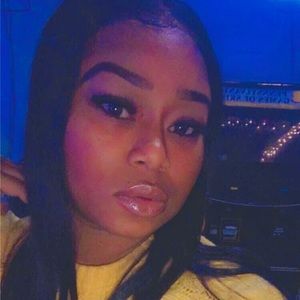 Meet your Posher, Shanea